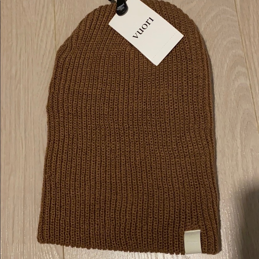Vuori California beanie
